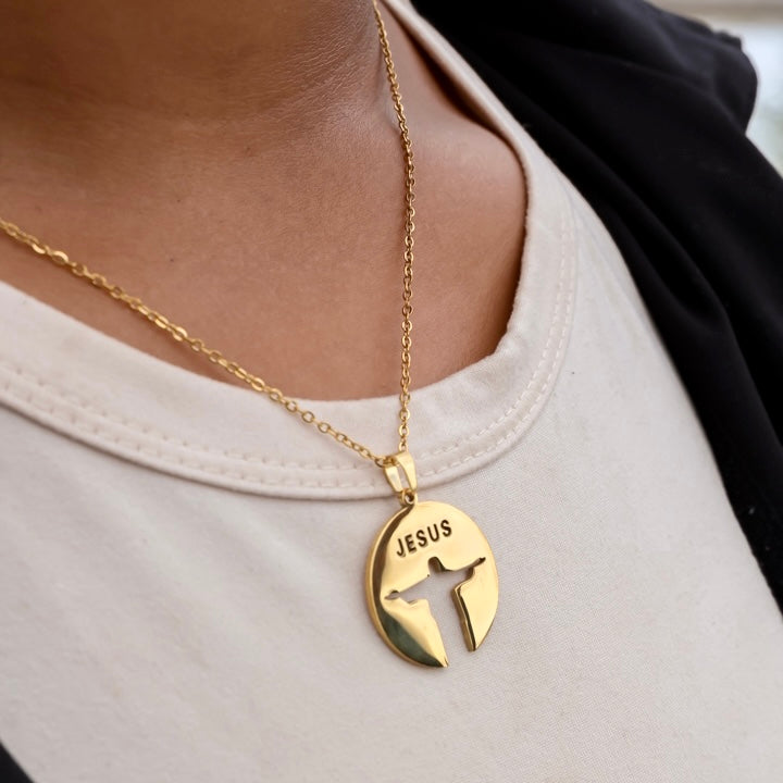Collier Glory 2
