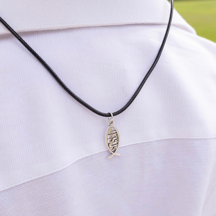Collier Savior 1